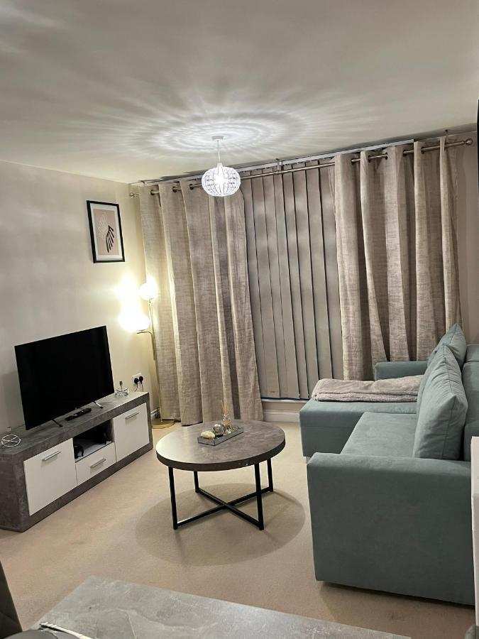 Stylish Luxe Apartment 할로 외부 사진